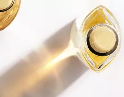 Elixir ultime bottle from top