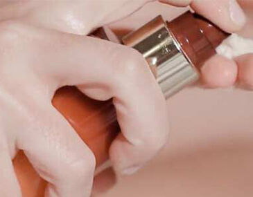 8H night serum product with texture in hand