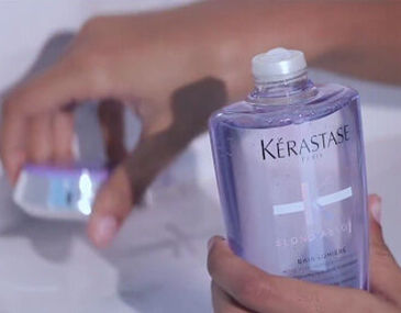 Blond Lumiere open bottle