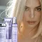 Emily Ratajkowski blond with blond absolu products