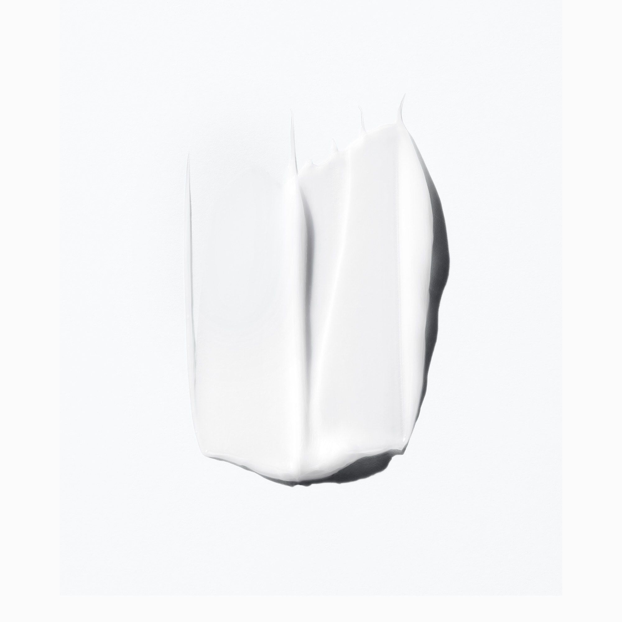 Kerastase Fondant Hydratation Essentielle Curl Manifesto Revitalisant pour cheveux boucles texture