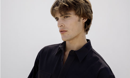 Genesis Homme ambassador Genesis Homme ambassador