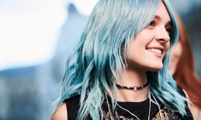 Kérastase model with blue colored hair Kérastase model with blue colored hair
