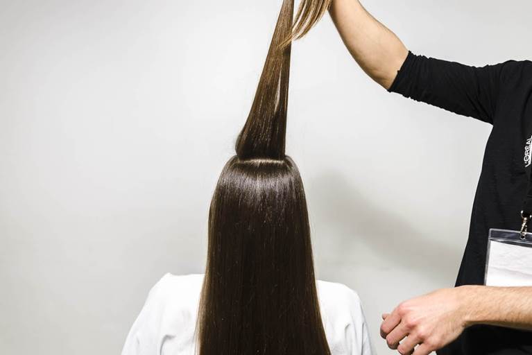 Bandage ponytail hairstyle tutorial step 2