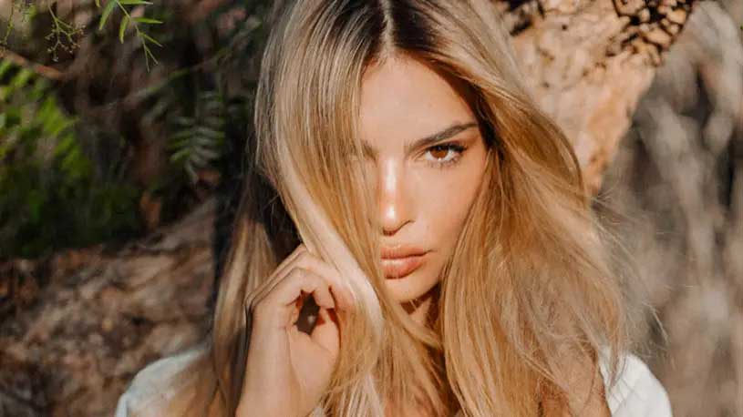 Emily Ratajkowski goes blonde image 13